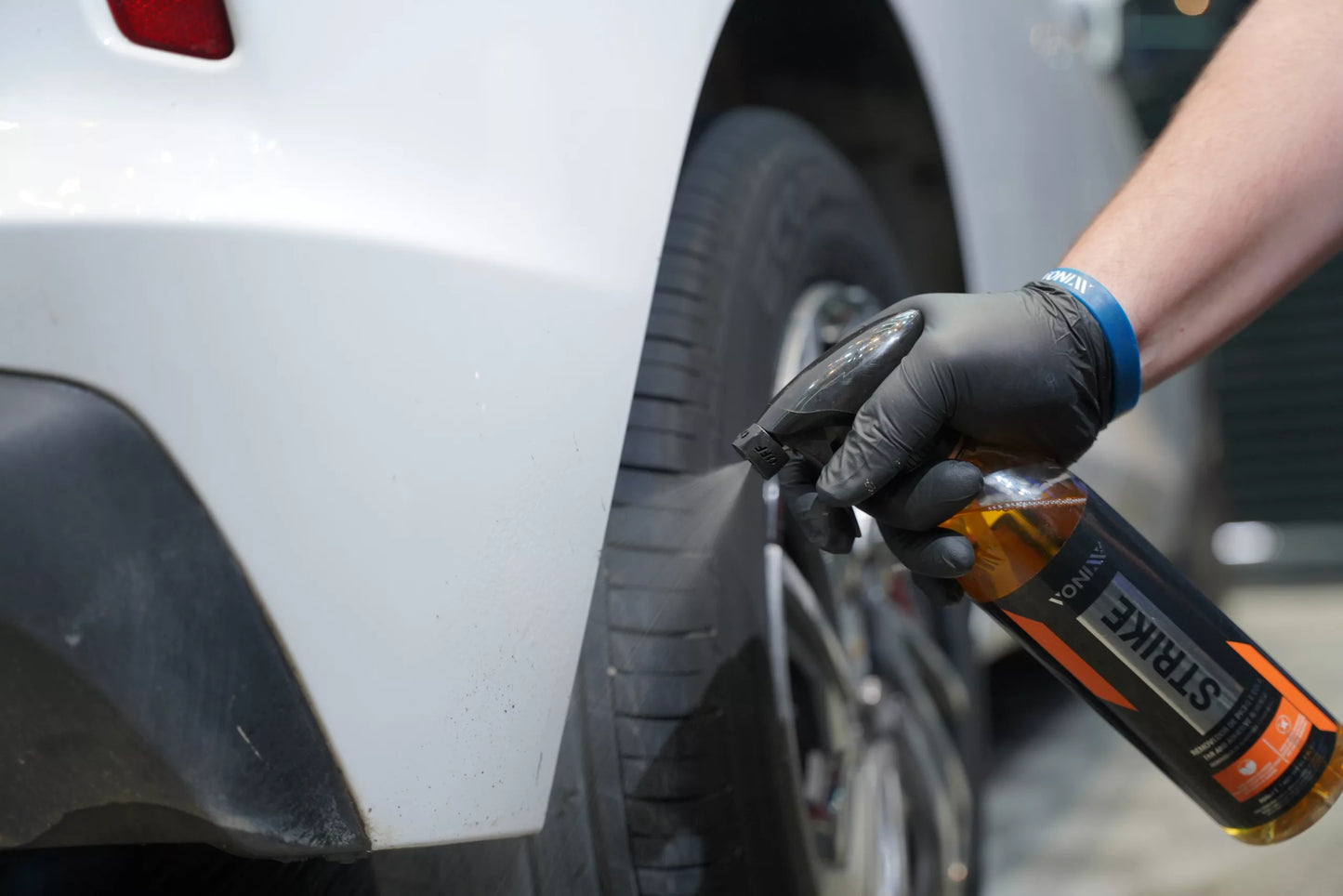 STRIKE 1.5L Removedor de Bitumen, Resina y Pegamentos