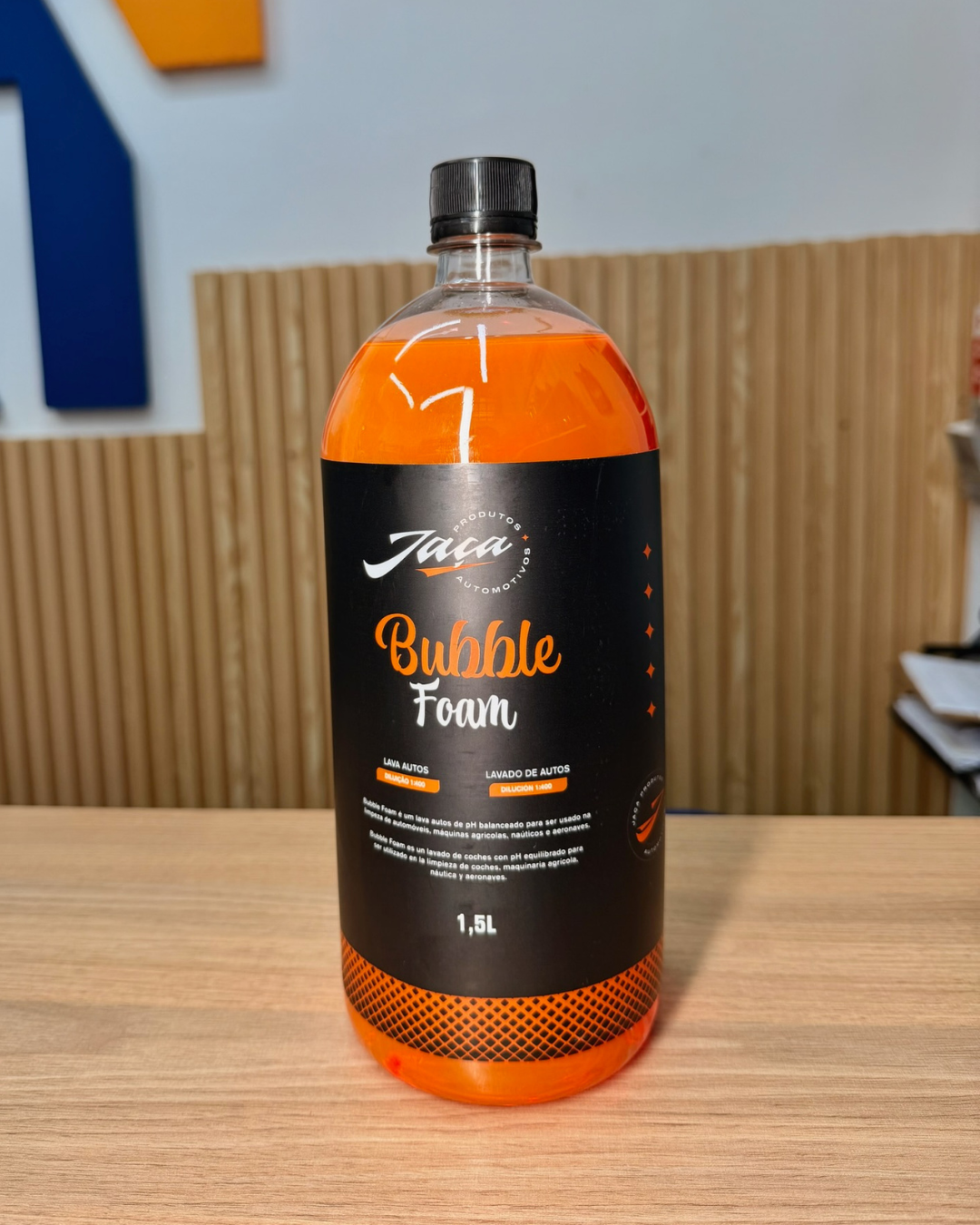 BUBBLE FOAM JAÇA – Shampoo Automotriz Concentrado 1,5l